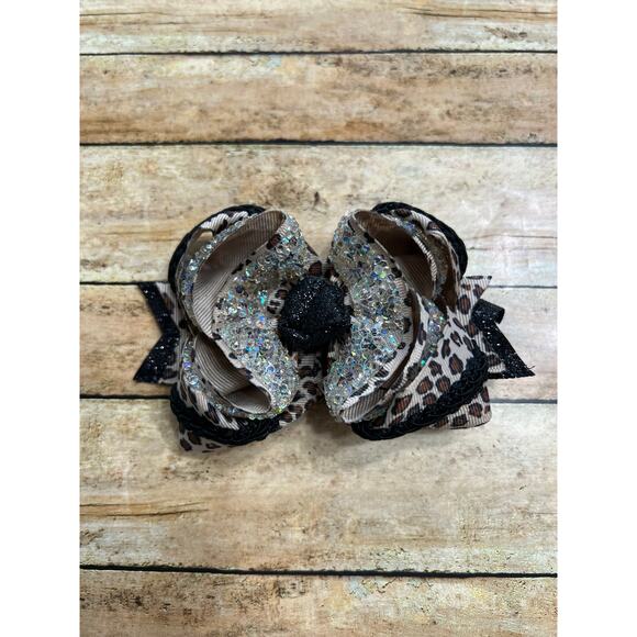 Lilly Reese Bowtique 4" Leopard Glitter Ribbon Bow - Picture 1 of 2